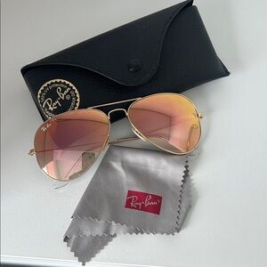 Ray-Ban Rose Gold Aviator Sunglasses
